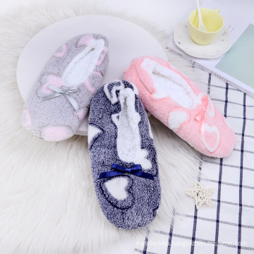 Heart Pattern Thermal Floor Slippers